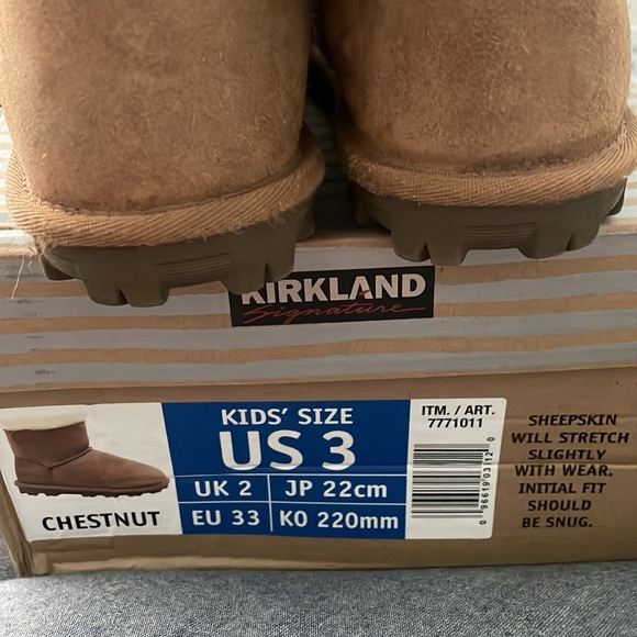 Kids shearling boot Ugg look alike size 3 - Picture 8 of 10